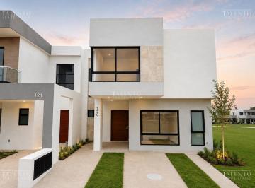 Casa de 3 habitaciones, Zapopan · Casa en Venta en Valle Imperial Zapopan Jalisco