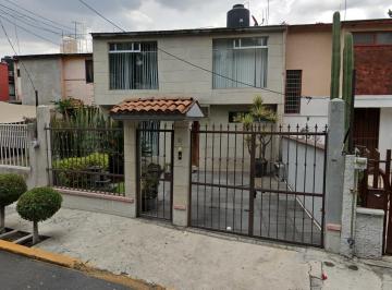 Casa de 3 habitaciones, Tlalnepantla de Baz · Venta Casa Av Fuentes, Amp. Vista Hermosa, Tlalnepantla, Méx. a S F (G M)