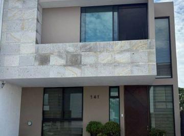 Casa en condominio · 175m² · 3 Recámaras · 2 Estacionamientos · Casa en Venta en Punto Sur, Tlajomulco de Zuñiga