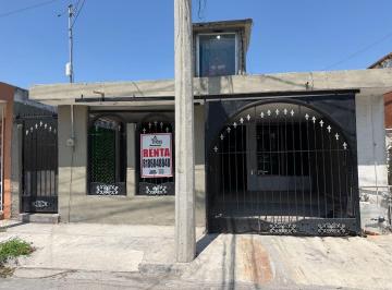 Casa · 130m² · 2 Recámaras · 2 Estacionamientos · Casa en Renta Fracc Azteca Guadalupe
