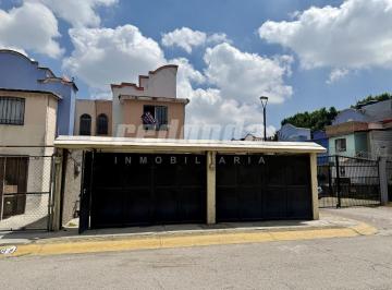 Casa · 112m² · 2 Recámaras · 4 Estacionamientos · Casa en Cofradía de San Miguel II