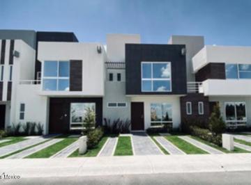 Casa · 102m² · 3 Recámaras · 2 Estacionamientos · Casa en Venta Zinacantepec, San Miguel Zinacantepec Gis 26 - 2044