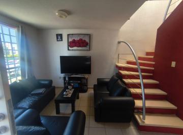 Casa de 3 habitaciones, Celaya · Fracc Jardines del Malecón Se Vende Casa