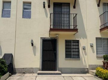 Casa Renta de 3 habitaciones · Casa en Renta en Alta California Residencial Tlajomulco de Zuñiga, Jal.