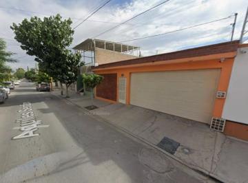 Casa de 3 habitaciones, Lerdo · Venta de Casa en Colonia Zona Centro Lerdo Durango