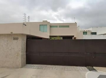 Casa de 5 habitaciones, Mérida · Oportunidad Única por Debajo de Su Valor Comercial - Bonita Casa en Venta en Altabrisa