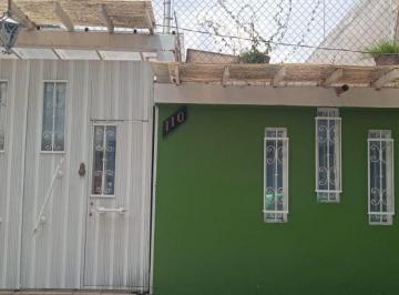 Casa de 2 habitaciones, Morelia · Casa de Una Planta 2 Rec Cochera Techada Portón Automático en La Col Erendira por El Venustiano