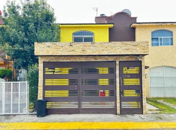 Foto 1 · Casa en Venta en Campo Real, Toluca