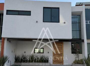 Casa en condominio de 4 habitaciones, Zapopan · Casa Nueva a Estrenar en Argenta Mirador Residencial