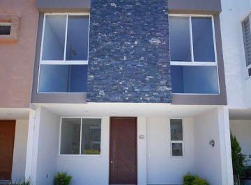 Casa en condominio · 145m² · 3 Recámaras · 2 Estacionamientos · Casa en Venta en La Rua Residencial, San Agustin
