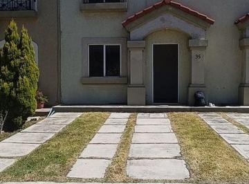 Casa · 79m² · 3 Recámaras · 1 Estacionamiento · Casa en Urbi Villa del Rey