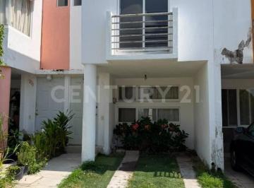 Departamento · 91m² · 3 Recámaras · 1 Estacionamiento · Casa en Renta, Condominio Carraras Residencial, Zapopan, Jalisco