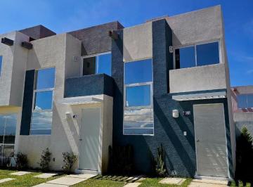 Casa en condominio · 64m² · 2 Recámaras · 1 Estacionamiento · Casa Nueva en Venta, Cerca de La Zona Industrial de Toluca, con Salida Rapida a Naucalpan
