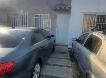 Casa · 154m² · 2 Recámaras · 1 Estacionamiento · Casa Habitación en Venta en Fraccionamiento Viñedos, Felipe Carrillo Puerto, Querétaro
