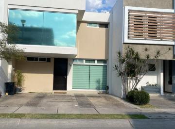 Casa en condominio de 3 habitaciones, Zapopan · Hermosa Casa en Venta en La Cima