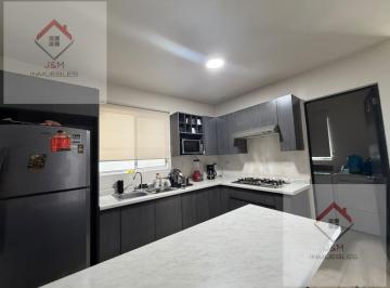 Casa · 110m² · 3 Recámaras · 2 Estacionamientos · Casa en Renta en Sierra La Esperanza Apodaca
