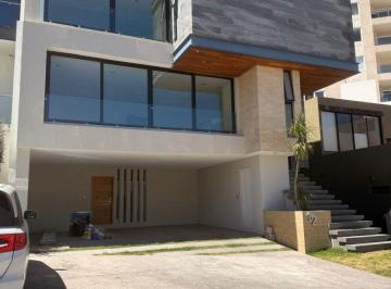Casa de 3 habitaciones, San Luis Potosí · Hermosa Casa en Venta en Sierra Azul con Alberca.
