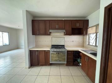 Casa de 4 habitaciones, Saltillo · Casa en Venta Real del Sol 1