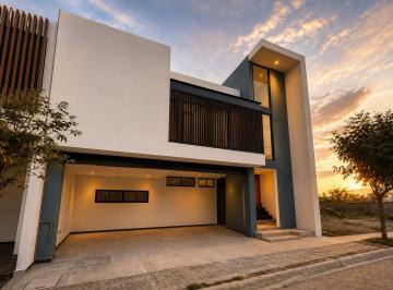 Casa · 132m² · 3 Recámaras · 2 Estacionamientos · Casa en Venta en Lomas de Angelopolis III, Parque Veracruz, 3 Recamaras.