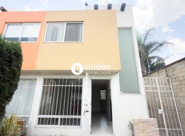 Casa · 105m² · 3 Recámaras · 2 Estacionamientos · Casa en Venta en Villas San Carlos II, Cuautlancingo, Puebla