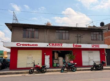 Casa de 3 habitaciones, Morelia · Casa con Locales Comerciales en Felicitas del Rio