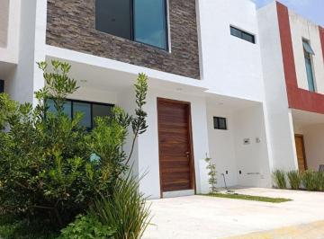 Casa de 3 habitaciones, Zapopan · Casa Nueva en Venta en El Fortin