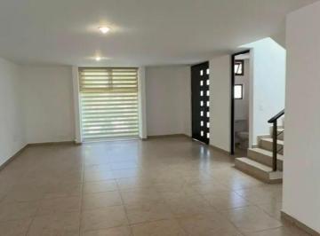 Casa de 3 habitaciones, Querétaro · Renta Y/o Venta de Casa en Cumbres del Lago, Juriquilla, Queretaro, Qro.