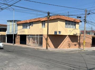 Casa de 4 habitaciones, Puebla · Venta de Amplia Casa en Col. El Patrimonio