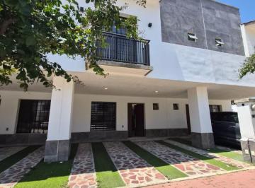Casa de 3 habitaciones, León · Casa en Renta en León Guanajuato
