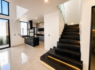 Casa en condominio · 126m² · 4 Recámaras · 2 Estacionamientos · Casa en Condominio en Fraccionamiento Rancho Santa Mónica