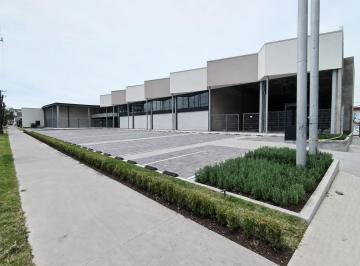 Local comercial · 1864m² · 42 Estacionamientos · Locales en Renta en Av Solidaridad Las Torres, Metepec, Estado de México. - (4)