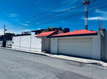 Casa · 416m² · 4 Recámaras · 4 Estacionamientos · Preciosa Residencia a Dos Calles del Club Britania Zavaleta - (4)