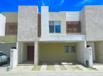 Casa de 4 habitaciones, Aguascalientes · Casa en Renta en Aguascalientes San Telmo Norte Modelo Mas Grande Frente Al Area Comun