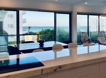 Departamento · 3 Recámaras · Departamento con Vista a La Playa en San Benito