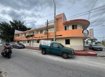 Edificio · 225m² · 17 Recámaras · Edificio Comercial en Progreso