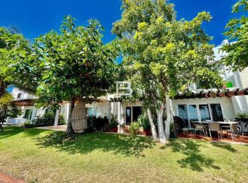 Casa · 3 Recámaras · Isla Dorada Casa en Renta 3 Habitaciones
