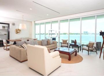 Departamento · 330m² · 3 Recámaras · 2 Estacionamientos · Penthouse en Renta Equipado en Isla Dorada Cancun