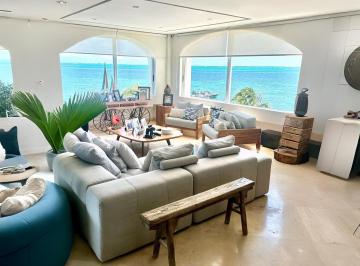Departamento · 328m² · 3 Recámaras · 2 Estacionamientos · Departamento en Renta en Torre Escénica Cancún