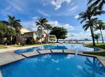 Casa · 200m² · 2 Recámaras · 1 Estacionamiento · En Renta Casa en Isla Dorada Cancún
