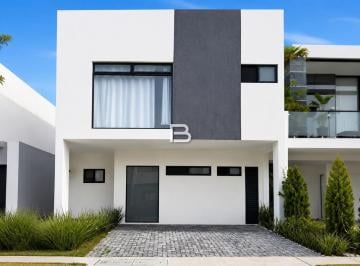 Casa · 120m² · 3 Recámaras · 2 Estacionamientos · En Venta Casa en Residencial Arbolada en Cancun