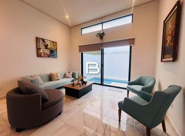 Casa · 110m² · 2 Recámaras · 2 Estacionamientos · Casa en Residencial Río