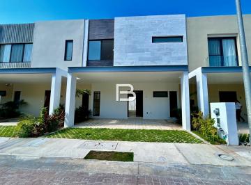 Casa · 120m² · 3 Recámaras · 2 Estacionamientos · Casa en Venta en Residencial Arbolada Cancun Quintana Roo