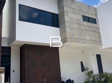 Casa · 131m² · 3 Recámaras · Casa en Venta en Arbolada Cancún