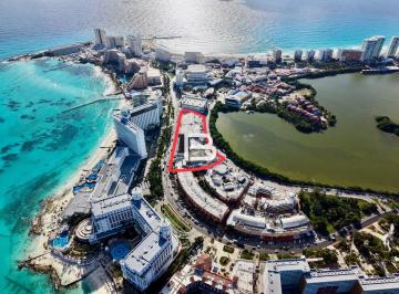 Local comercial · 12771m² · Plaza Comercial en Venta en La Zona Hotelera Cancún