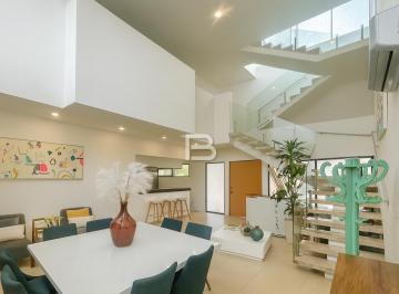 Casa · 214m² · 4 Recámaras · 2 Estacionamientos · Casa en Venta en Residencial Arbolada con Alberca