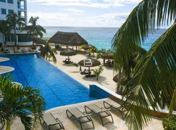 Departamento · 222m² · 1 Estacionamiento · Penthouse en Venta en Cozumel con Vistas Al Mar