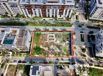 Terreno / Lote · 2032m² · Terreno en Venta en Puerto Cancún