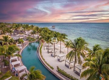 Edificio · 91653m² · 459 Recámaras · Hotel de 5 Estrellas en Venta en Playa Mujeres en Cancun