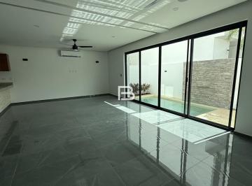 Casa · 208m² · 4 Recámaras · 2 Estacionamientos · Casa en Residencial Río