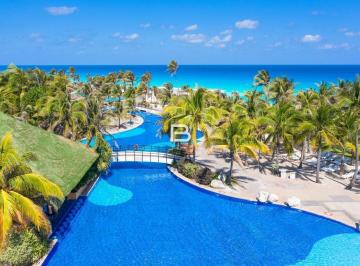 Edificio · 25300m² · 696 Recámaras · Hotel en Venta en Zona Hotelera en Cancun de 696 Habitaciones